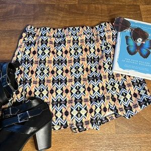 Aztec skort size L